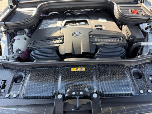 New 2026 Mercedes-Benz GLE 580 4MATIC image 21