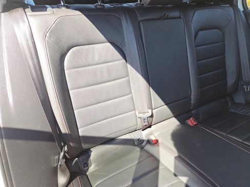 Used 2018 Volkswagen GTI Autobahn FWD image 20