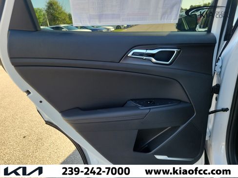New 2026 Kia Sportage SX FWD image 12