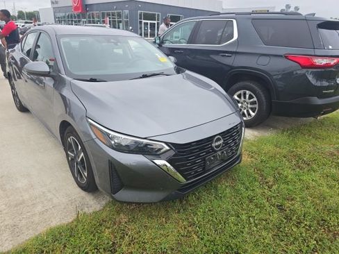 Used 2024 Nissan Sentra SV FWD image 1