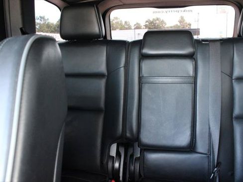 Certified 2019 Jeep Grand Cherokee Overland RWD image 29