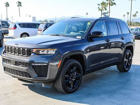 New 2026 Jeep Grand Cherokee Limited AWD/4WD image 4