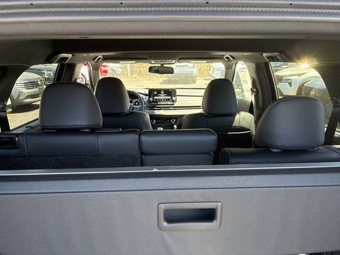 New 2026 Nissan Rogue Platinum AWD/4WD image 15