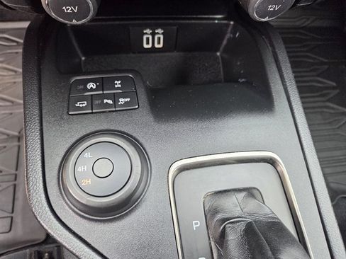 Used 2019 Ford Ranger Lariat w/ Equipment Group 501A Mid image 8