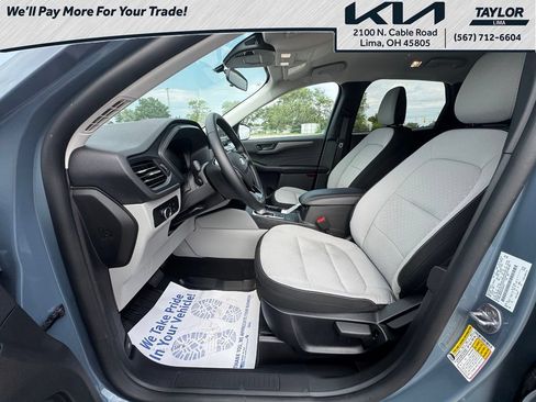 Used 2025 Ford Escape Active w/ Cold Weather Package AWD/4WD image 9