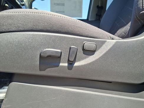New 2026 Nissan Frontier SV AWD/4WD image 13