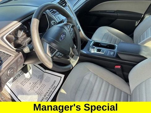 Used 2018 Ford Fusion S image 11