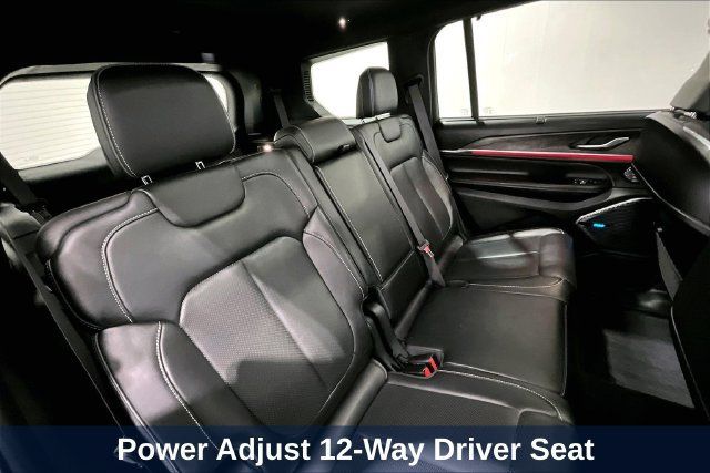 Used 2021 Jeep Grand Cherokee L Overland w/ Advanced Protech Group III AWD/4WD image 34