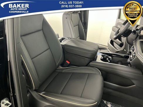 New 2026 Chevrolet Suburban Premier w/ Sun And Tow Package AWD/4WD image 10