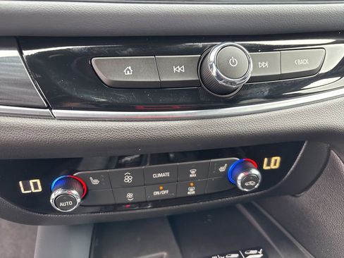 Used 2022 Buick Enclave Essence w/ Trailering Package, 5000 lbs. image 24