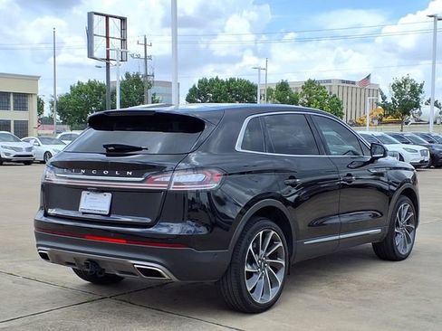 Certified 2022 Lincoln Nautilus Reserve w/ Equipment Group 202A AWD/4WD image 2