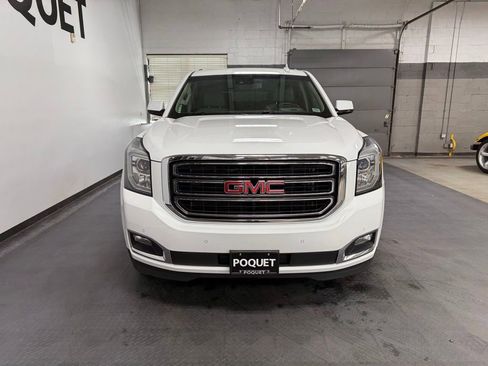 Used 2017 GMC Yukon XL SLT AWD/4WD image 3