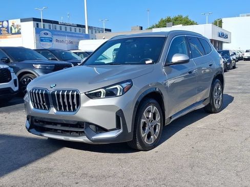Used 2024 BMW X1 xDrive28i AWD/4WD image 2