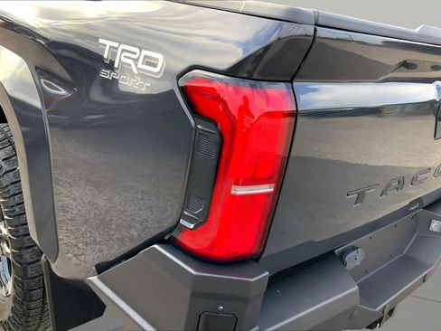 Used 2024 Toyota Tacoma TRD Sport RWD image 28
