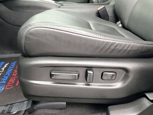 Used 2022 Honda Pilot Special Edition image 12