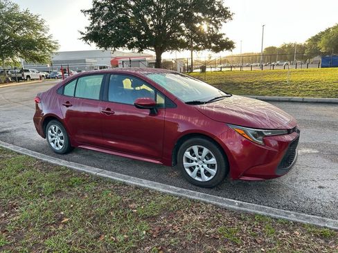 Used 2022 Toyota Corolla LE image 7