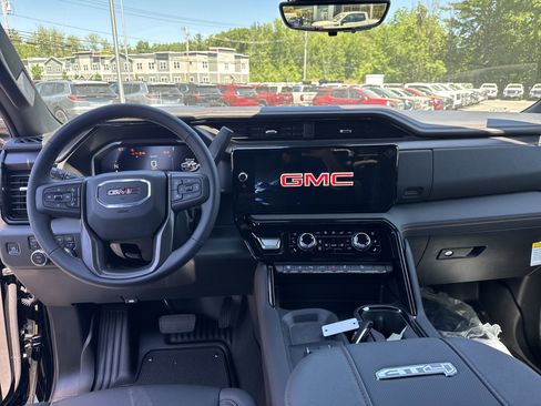 New 2026 GMC Sierra 2500 AT4 w/ AT4 Premium Plus Package AWD/4WD image 16