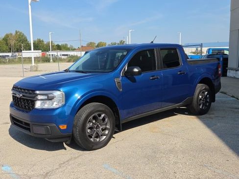 Used 2024 Ford Maverick XLT FWD image 2