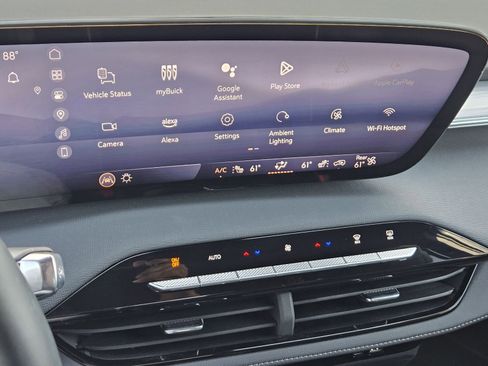 Used 2025 Buick Enclave Preferred FWD image 21