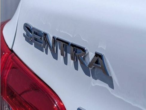 Used 2019 Nissan Sentra S FWD image 40