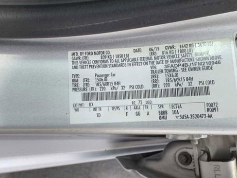 Used 2015 Ford Fiesta SE FWD image 33
