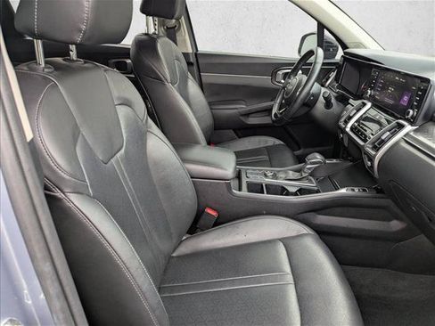 Used 2022 Kia Sorento S FWD image 27