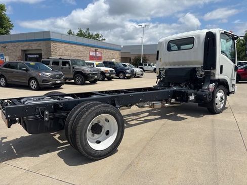 New 2025 Chevrolet Low Cab Forward 5500HG RWD image 35