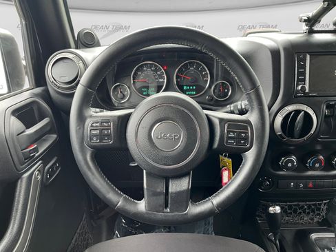 Used 2014 Jeep Wrangler Sport AWD/4WD image 14