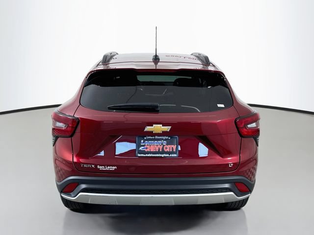 Used 2025 Chevrolet Trax LT w/ LT Convenience Package FWD image 6