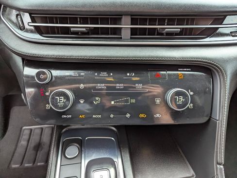 Used 2022 INFINITI QX60 Luxe w/ Cargo Package AWD/4WD image 22