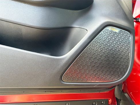 New 2025 Mitsubishi Outlander SE image 19