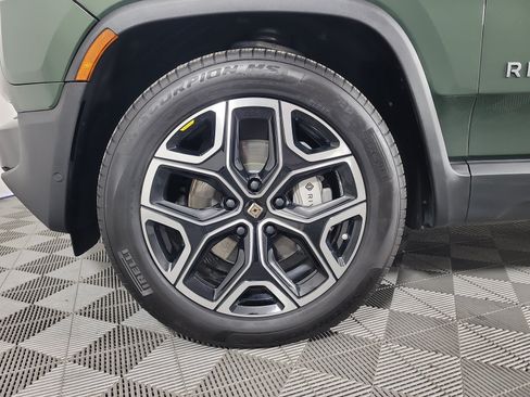 Used 2025 Rivian R1T Adventure AWD/4WD image 9
