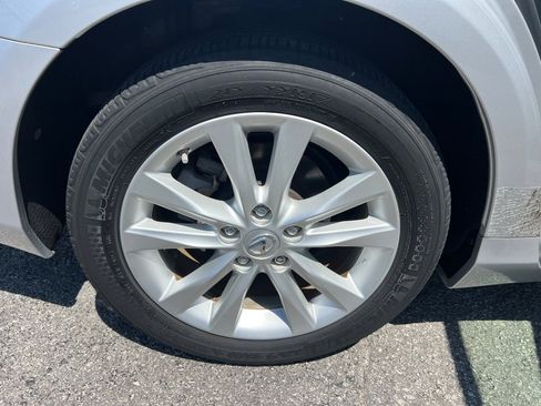 Used 2011 Lexus ES 350 image 43