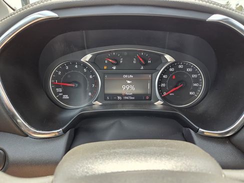 Used 2025 Chevrolet Blazer LT FWD image 24