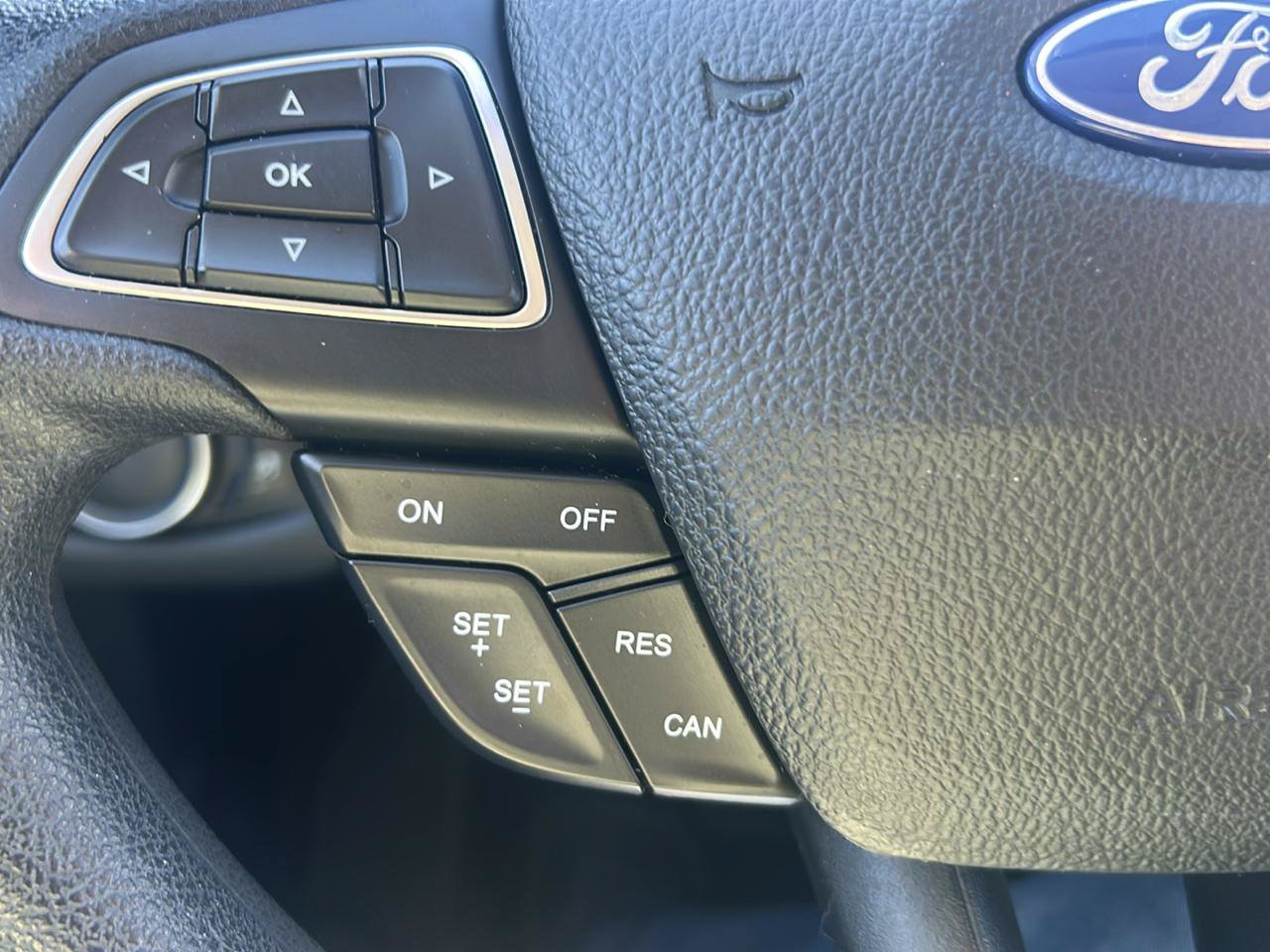 Used 2017 Ford Escape SE w/ Equipment Group 201A AWD/4WD image 21