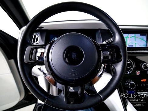 Used 2021 Rolls-Royce Cullinan Black Badge AWD/4WD image 14