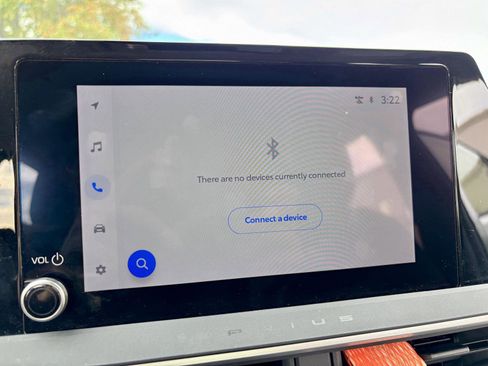 Used 2024 Toyota Prius LE image 29