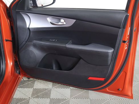 Used 2023 Kia Forte LXS w/ LXS Technology Package image 22