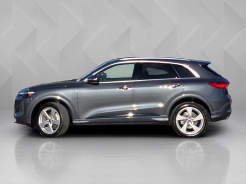 Used 2025 Audi Q5 Premium Plus w/ Premium Plus image 4