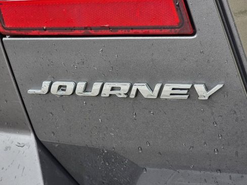 Used 2015 Dodge Journey American Value Package w/ Flexible Seating Group image 12