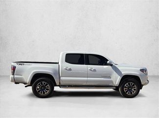 Used 2022 Toyota Tacoma TRD Sport w/ TRD Premium Sport Package video 4