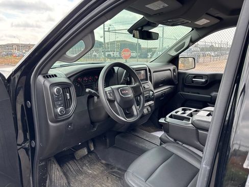 Used 2024 GMC Sierra 1500 Pro w/ Graphite Edition AWD/4WD image 9
