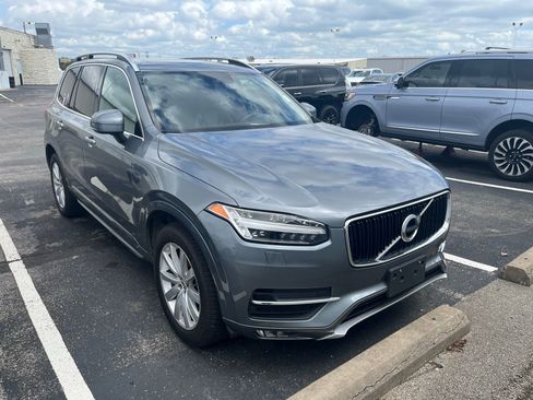 Used 2016 Volvo XC90 T6 Momentum w/ Protection Package Plus image 3
