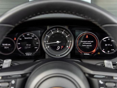 Certified 2021 Porsche 911 Carrera 4S image 23