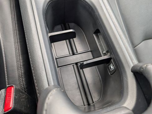 Used 2020 Honda HR-V Touring image 23