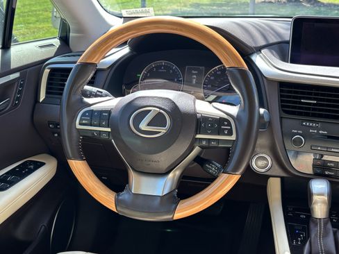 Used 2019 Lexus RX 350L AWD image 20