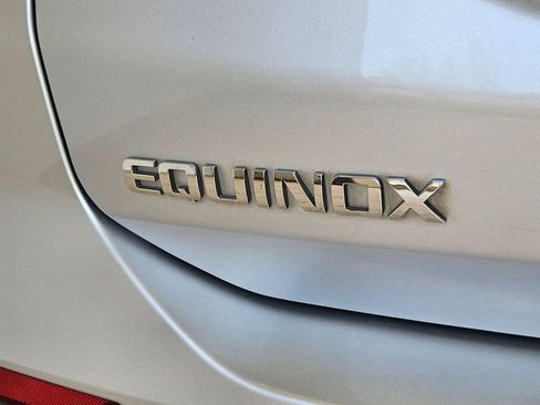 Used 2022 Chevrolet Equinox LT w/ Driver Convenience Package FWD image 27