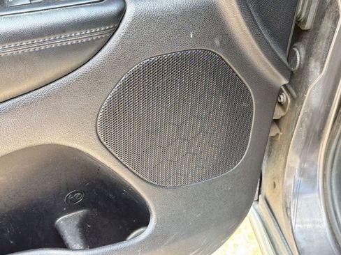 Used 2015 Dodge Durango Limited image 24