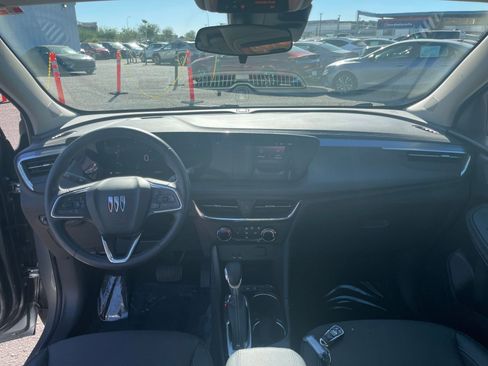 Used 2025 Buick Encore GX Preferred image 32