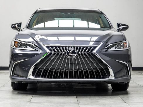 Used 2025 Lexus ES 350 w/ Premium Package FWD image 7